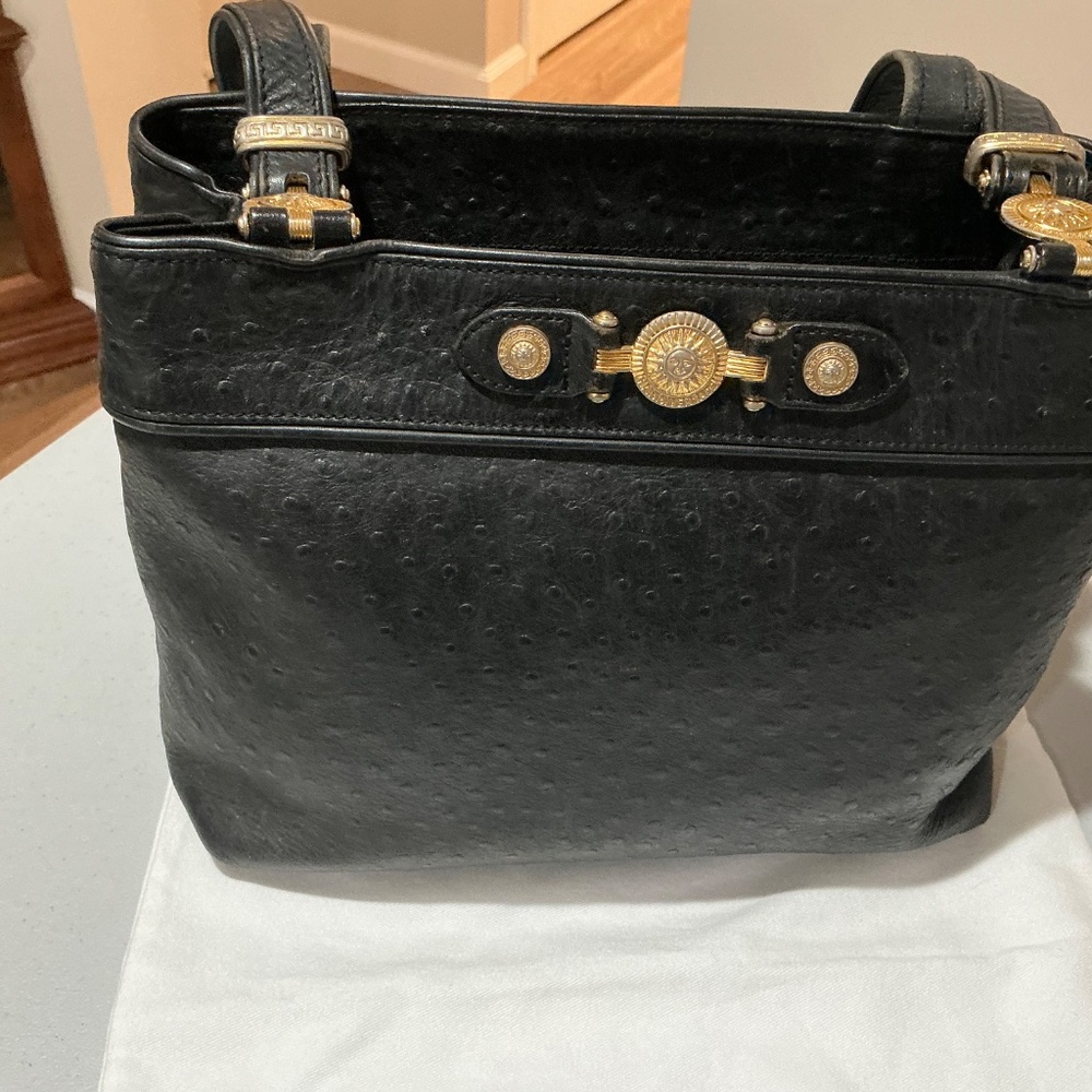Vintage Gianni Versace ostrich shoulder bag - Picture 10 of 11